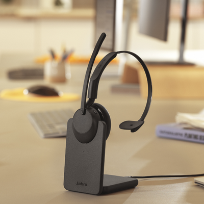 Jabra 34599-899-889 Evolve3 45 Mono, LINK 390c, MS, Stand